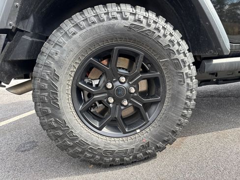 Used 2025 Jeep Wrangler Willys image 18