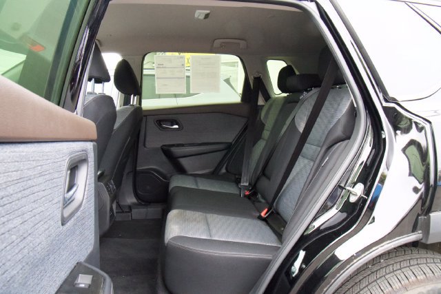 Used 2023 Nissan Rogue SV AWD/4WD image 31
