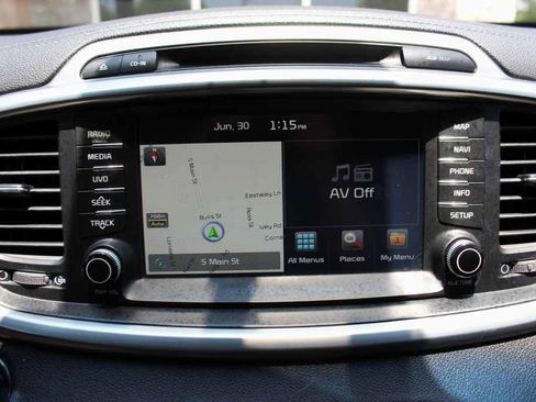 Used 2016 Kia Sorento SX FWD image 20