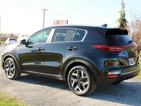 Used 2020 Kia Sportage EX image 21