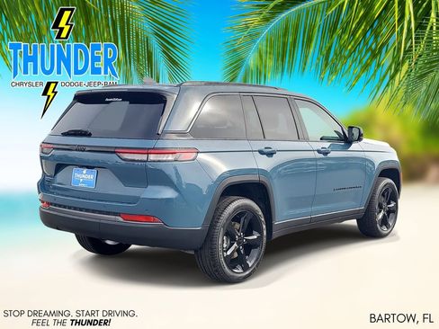 New 2026 Jeep Grand Cherokee Limited AWD/4WD image 4