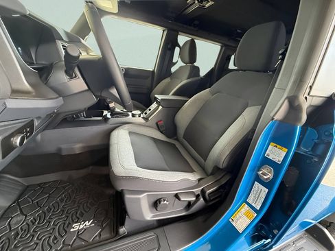 Used 2025 Ford Bronco Big Bend AWD/4WD image 10