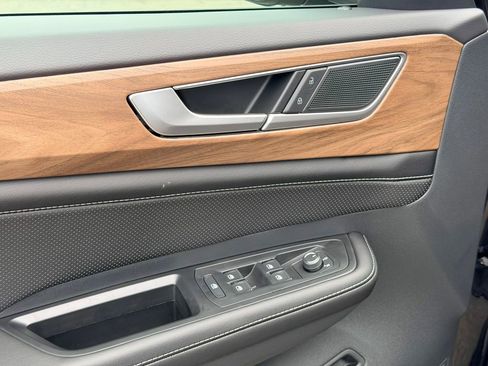 New 2026 Volkswagen Atlas SE FWD image 21