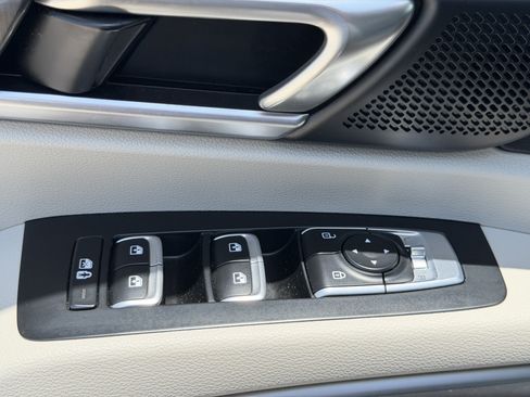Certified 2024 Kia Telluride S FWD image 19