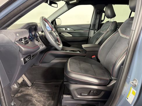 Used 2025 Ford Explorer ST AWD/4WD image 20