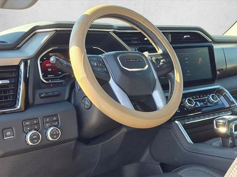 Used 2024 GMC Sierra 1500 Denali w/ Denali Reserve Package AWD/4WD image 8