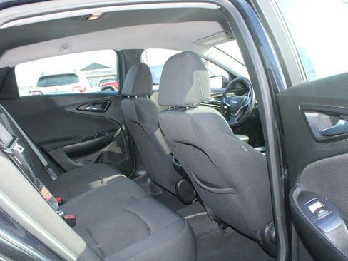 Used 2023 Chevrolet Malibu LT image 12