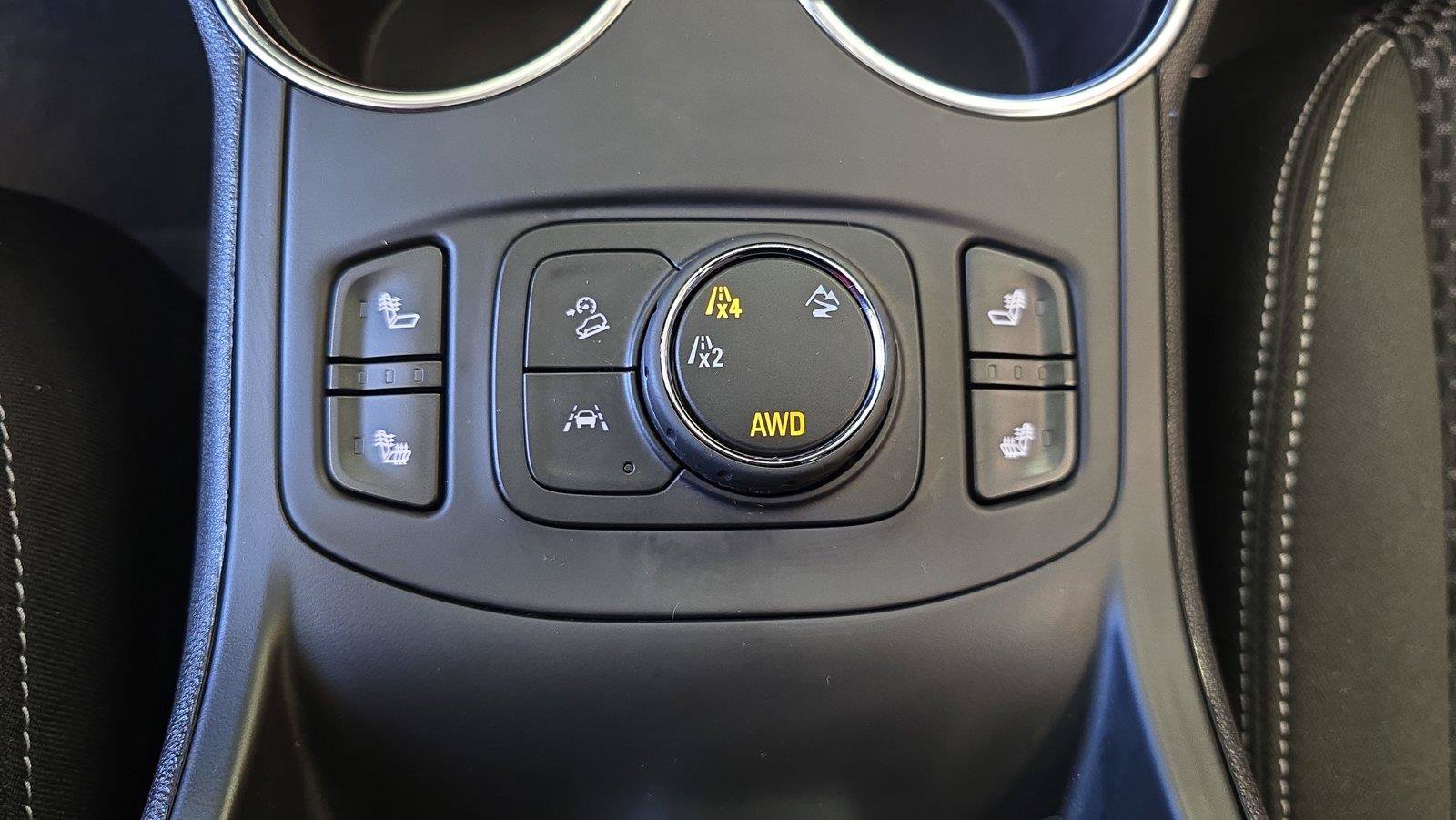 Used 2024 GMC Terrain SLE w/ Driver Convenience Package AWD/4WD image 24