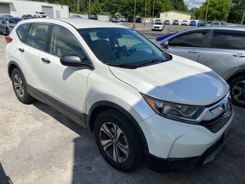 Used 2017 Honda CR-V LX image 2