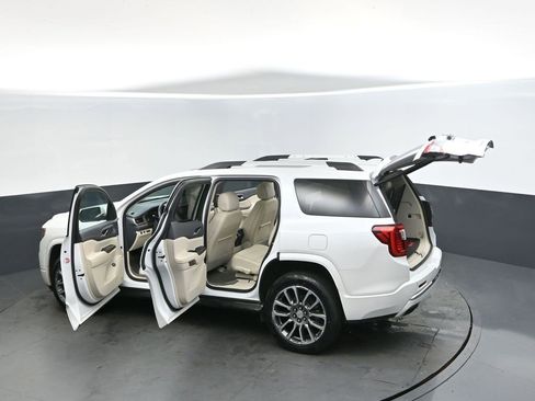 Used 2021 GMC Acadia Denali w/ Denali Technology Package image 48