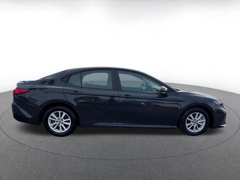 Used 2025 Toyota Camry LE image 16