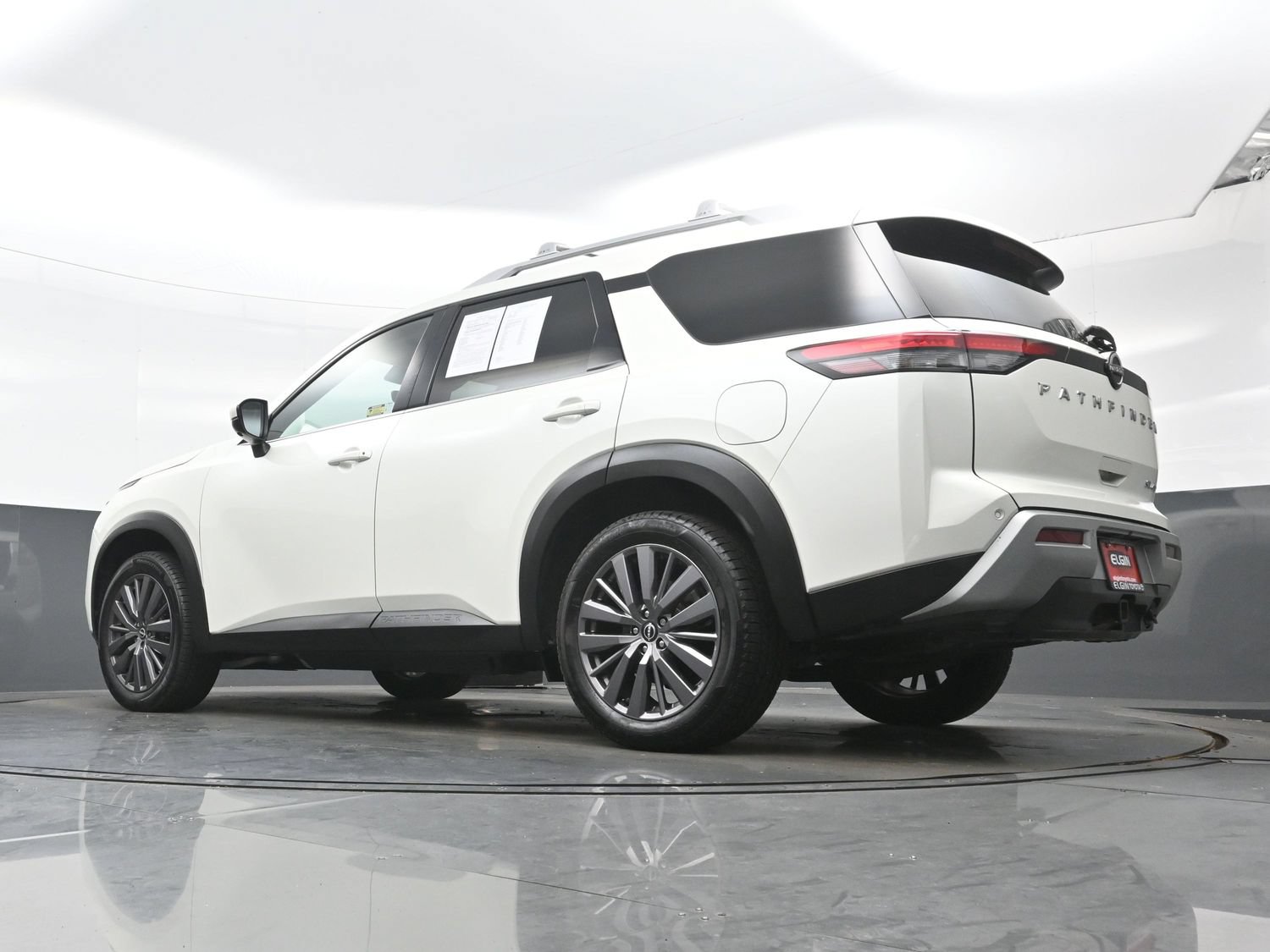 Used 2023 Nissan Pathfinder SL w/ SL Premium Package AWD/4WD image 33