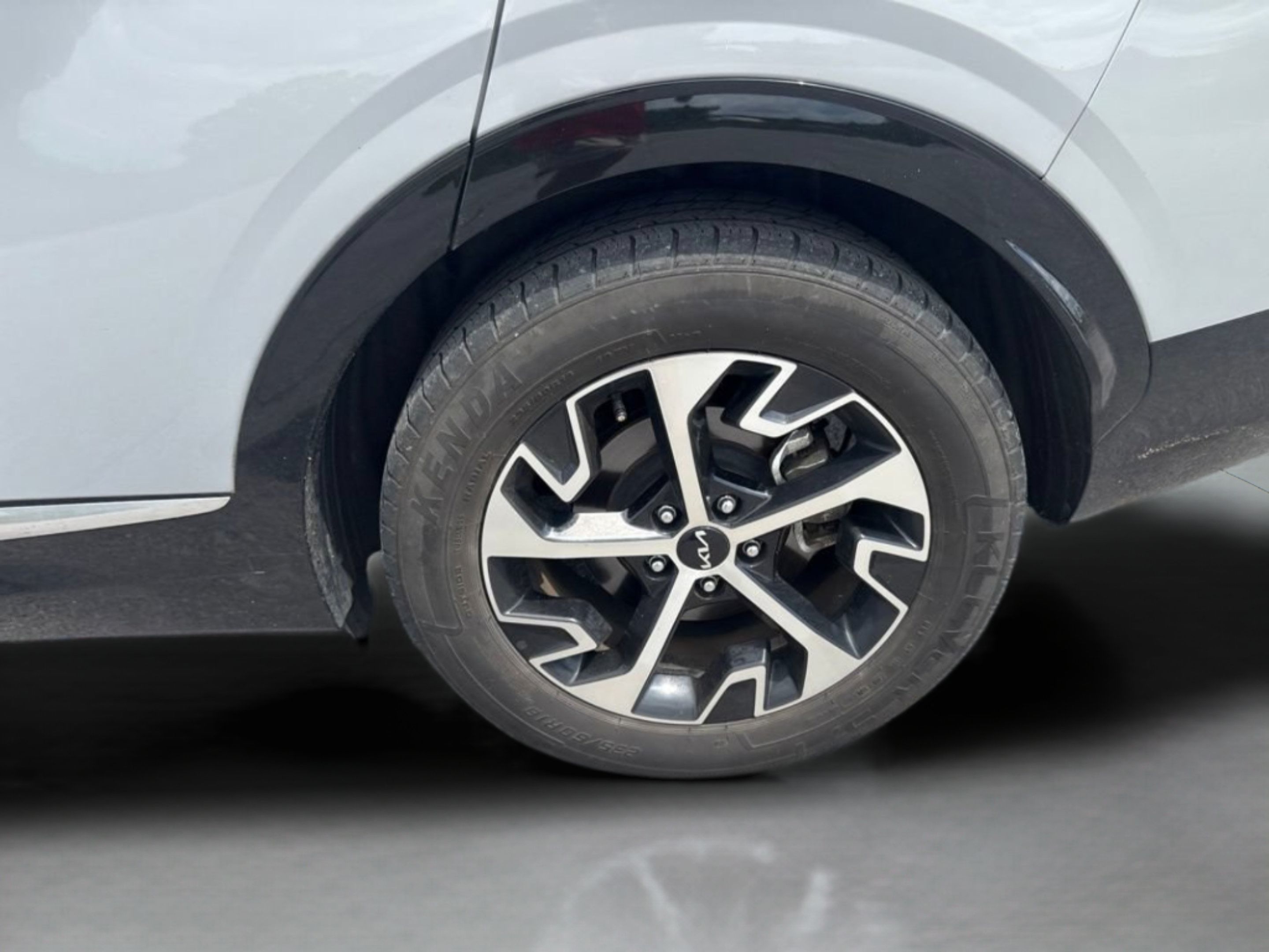 Used 2023 Kia Sportage SX FWD image 24