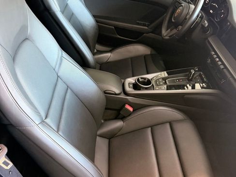 Used 2020 Porsche 911 Carrera S RWD image 5