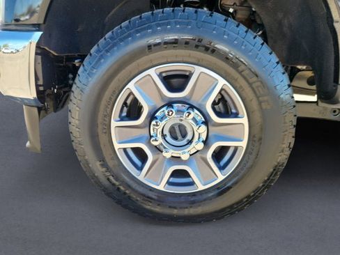 Certified 2024 Ford F250 Lariat image 14