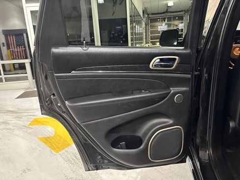 Used 2015 Jeep Grand Cherokee Summit AWD/4WD image 34