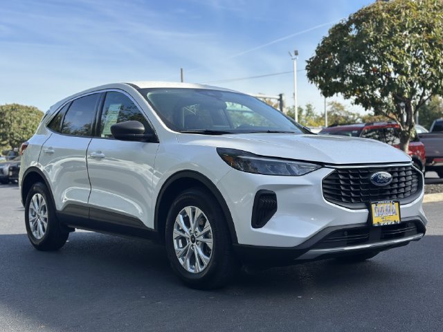 Certified 2023 Ford Escape Active AWD/4WD image 48