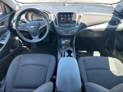 Used 2023 Chevrolet Malibu LT FWD image 30