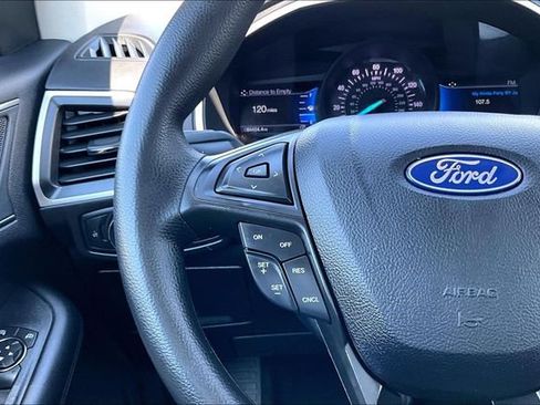 Used 2021 Ford Edge SE FWD image 11