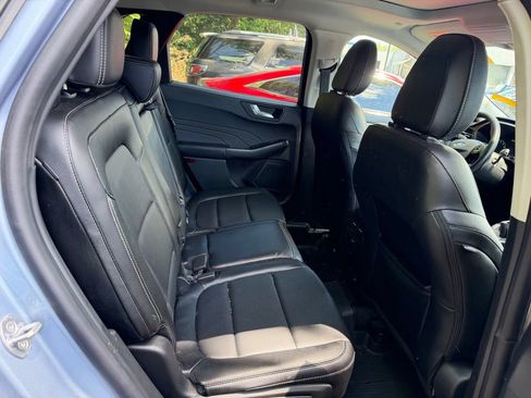 Used 2022 Ford Escape SEL AWD/4WD image 6