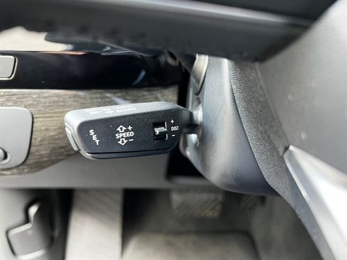 Used 2019 Audi Q7 3.0T Premium Plus w/ Premium Plus Package AWD/4WD image 34