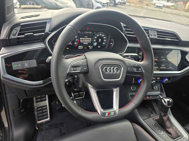 Used 2025 Audi Q3 2.0T Premium Plus w/ Premium Plus Package AWD/4WD image 26
