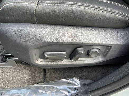New 2026 Toyota Tundra SR5 AWD/4WD image 13