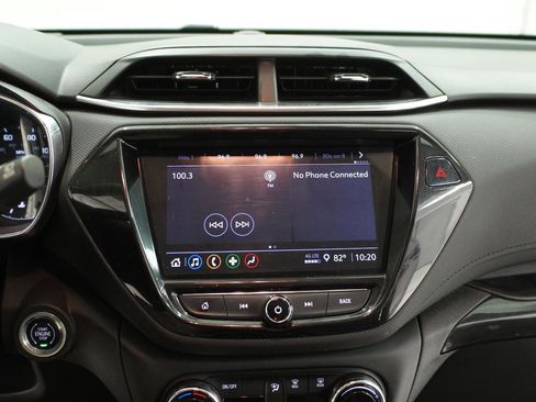 Used 2022 Chevrolet TrailBlazer LT w/ Convenience Package FWD image 24