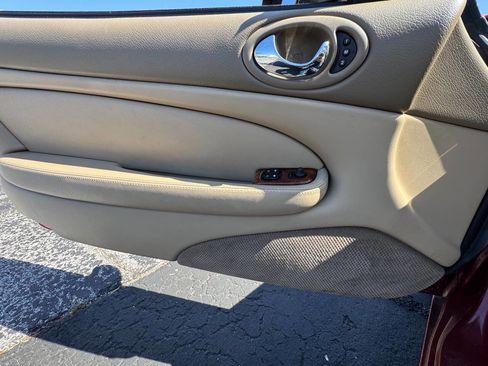 Used 1998 Jaguar XK8 Convertible image 5