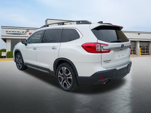 Used 2024 Subaru Ascent Touring image 3
