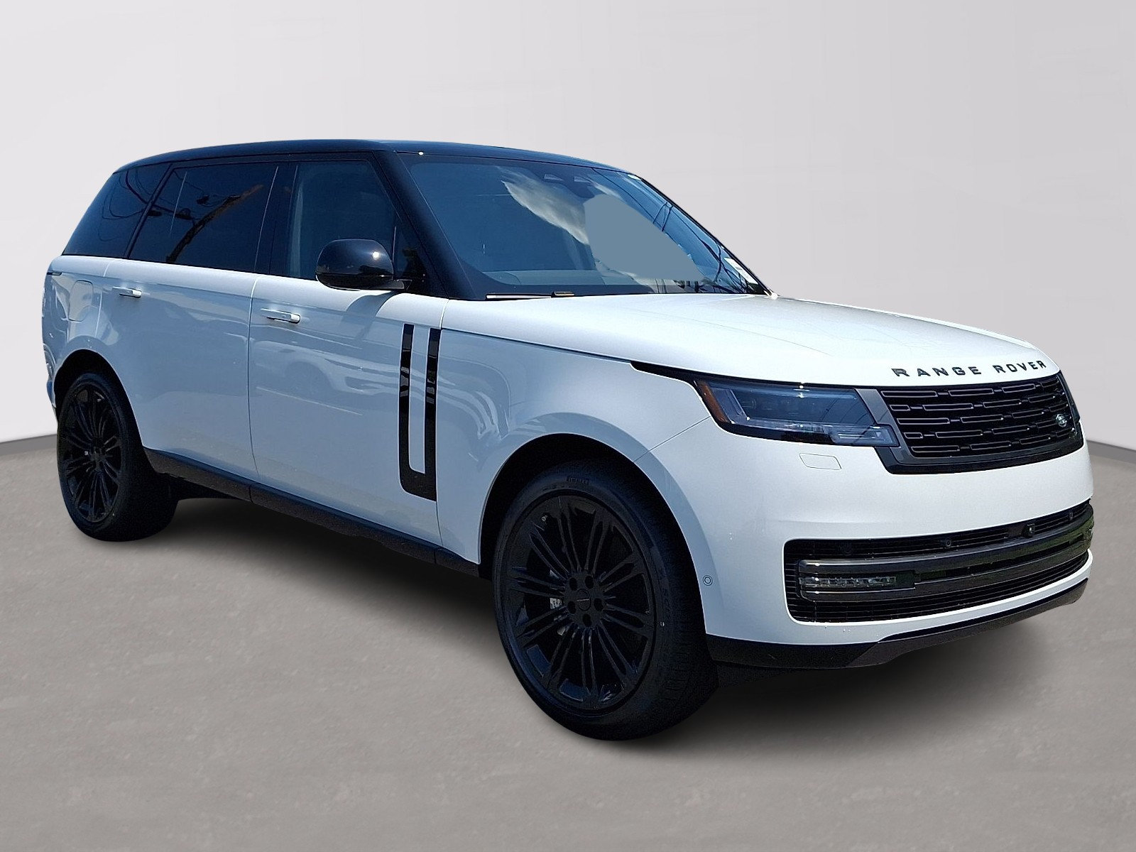 New 2026 Land Rover Range Rover Long Wheelbase SE AWD/4WD image 2