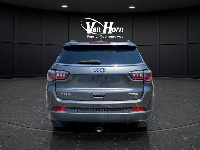 Used 2022 Jeep Compass Latitude AWD/4WD image 6