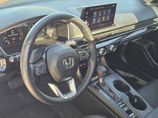 Used 2024 Honda Civic Touring video 2