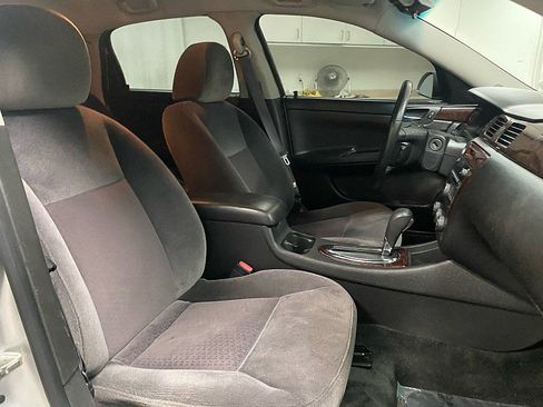 Used 2013 Chevrolet Impala LS image 16