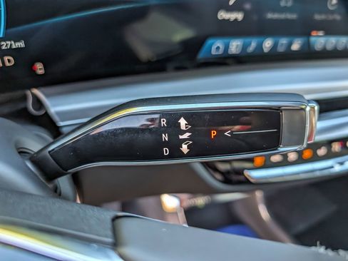 New 2026 Cadillac Lyriq Sport image 22