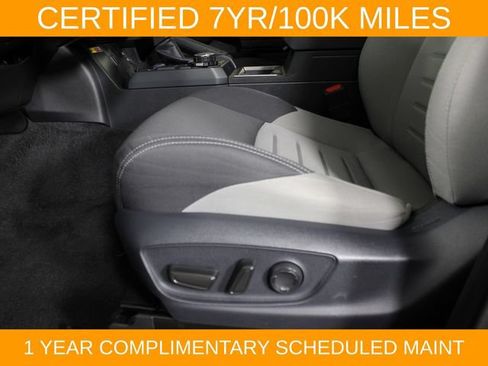 Used 2025 Toyota Tacoma TRD Sport w/ TRD Sport Upgrade Package AWD/4WD image 20