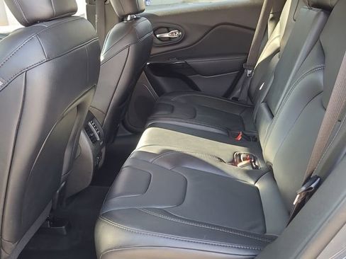 Used 2023 Jeep Cherokee Altitude Lux image 20