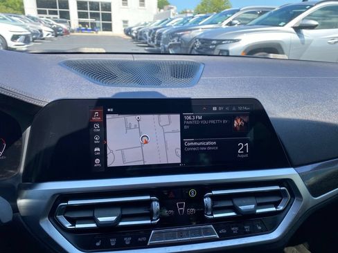 Used 2019 BMW 330i xDrive Sedan AWD/4WD image 17