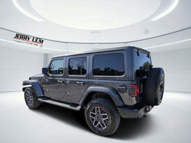 New 2026 Jeep Wrangler Unlimited Sahara AWD/4WD image 5