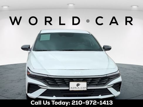 Certified 2025 Hyundai Elantra Sport FWD image 8