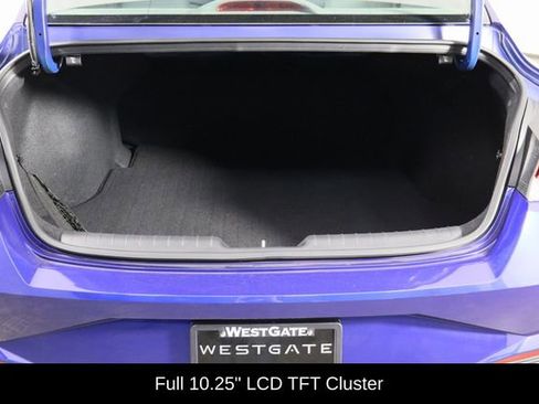 Used 2023 Hyundai Elantra SEL w/ Convenience Package image 18