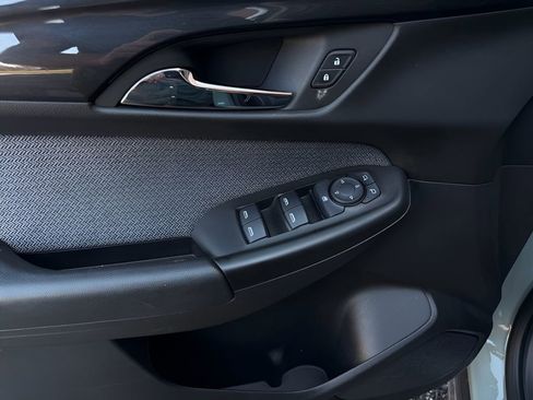 Used 2025 Chevrolet TrailBlazer LT image 16