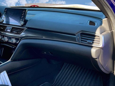Used 2021 Honda Accord Sport image 16