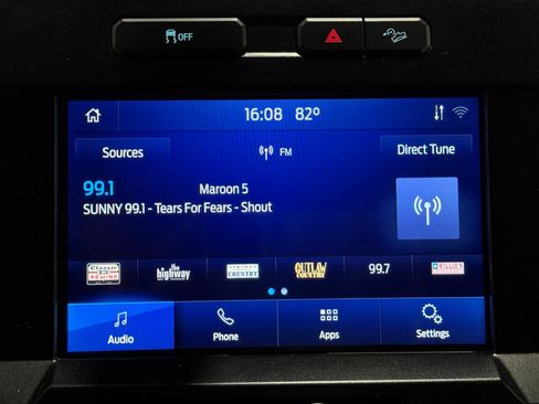 Used 2022 Ford F250 XLT w/ XLT Value Package AWD/4WD image 6
