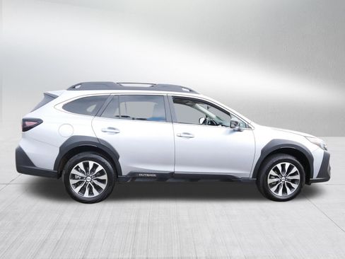 Certified 2025 Subaru Outback Limited AWD/4WD image 8