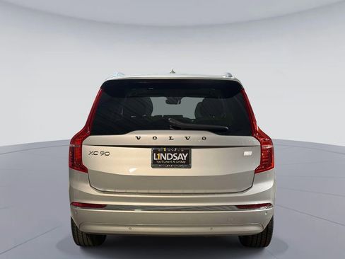 Used 2023 Volvo XC90 T8 Ultimate w/ Protection Package Premier AWD/4WD image 11