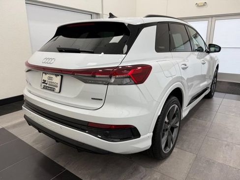 Used 2023 Audi Q4 e-tron Premium Plus w/ Premium Plus AWD/4WD image 2