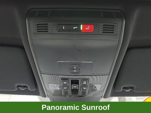 Used 2024 Volkswagen Tiguan SE R-Line AWD/4WD image 41