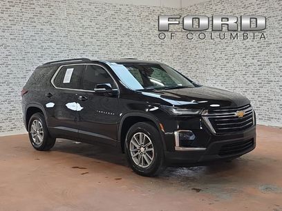 Used 2023 Chevrolet Traverse LT