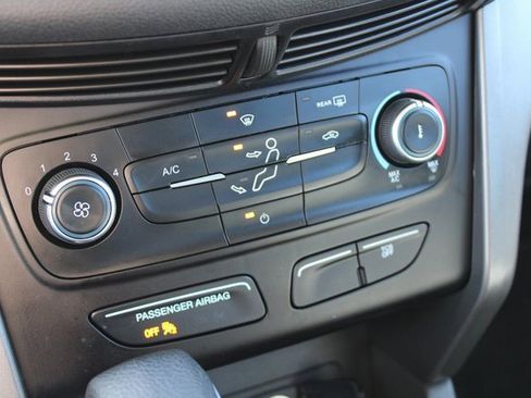 Used 2018 Ford Escape S image 22